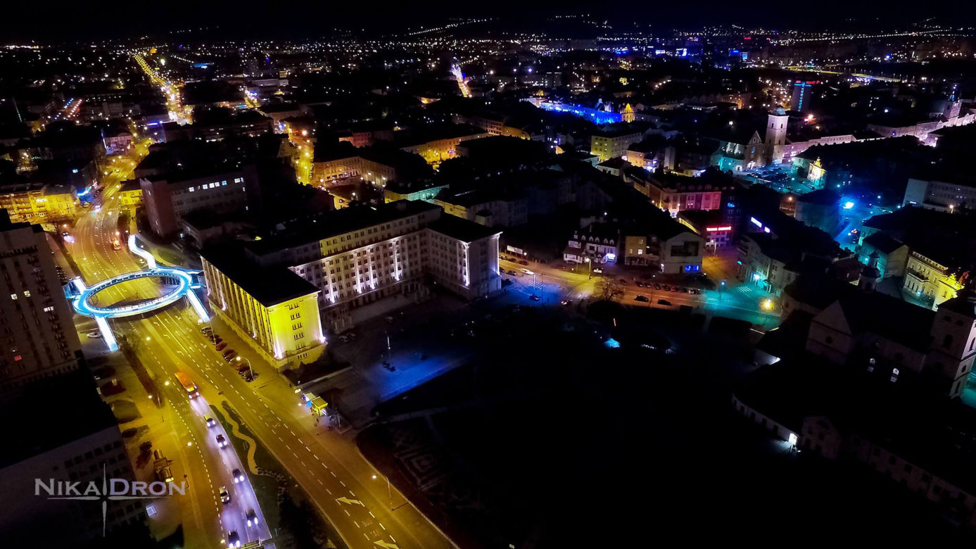 Rzeszów z drona nocą