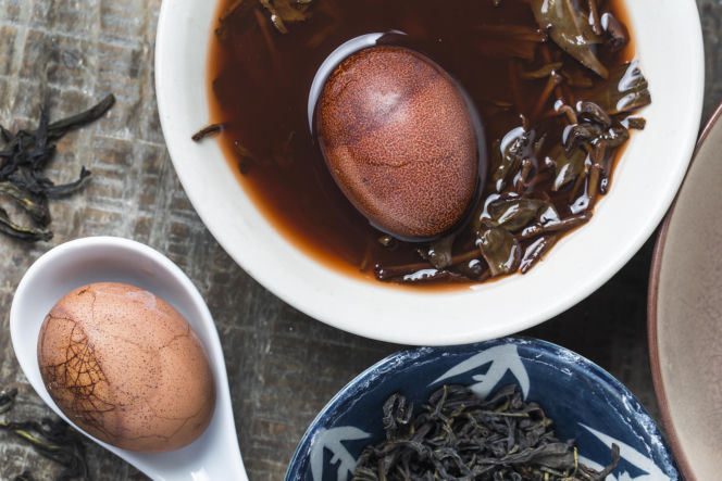 Naturalne barwniki do jajek