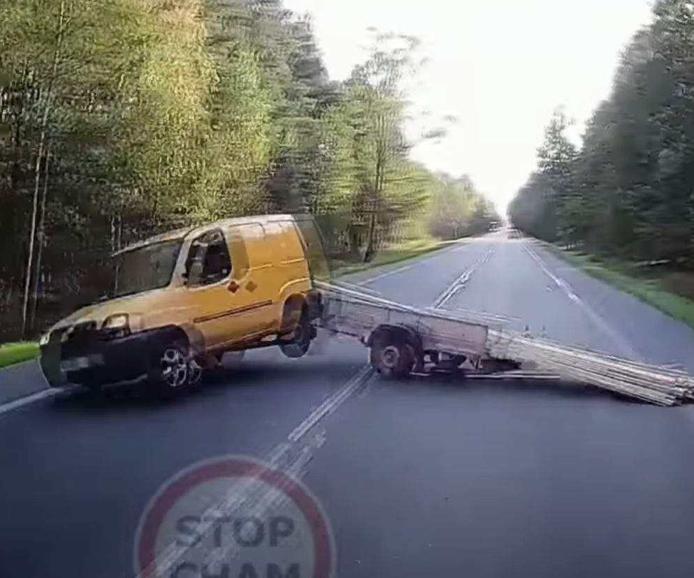 Niewłaściwy załadunek skończył się piruetem