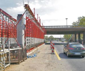 Będą montować nowy most
