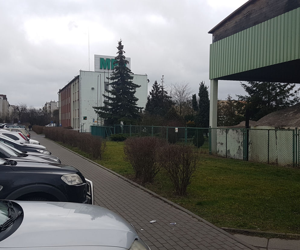 Ciepła zima w Toruniu. MPO stoi w bazie!