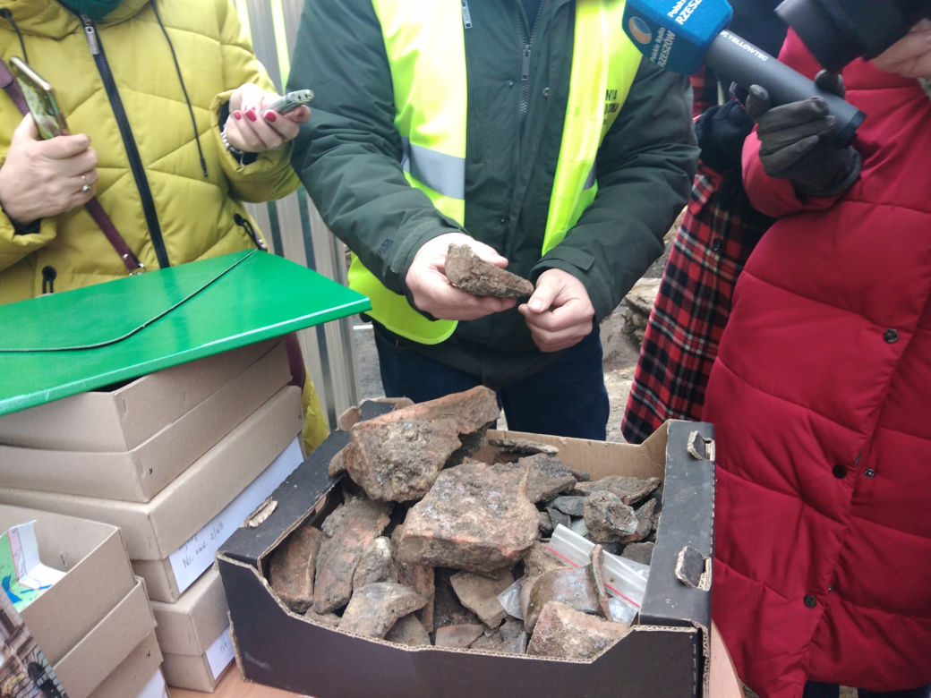 Rzeszów: Archeolodzy odkryli pozostałości murów Bramy Sandomierskiej
