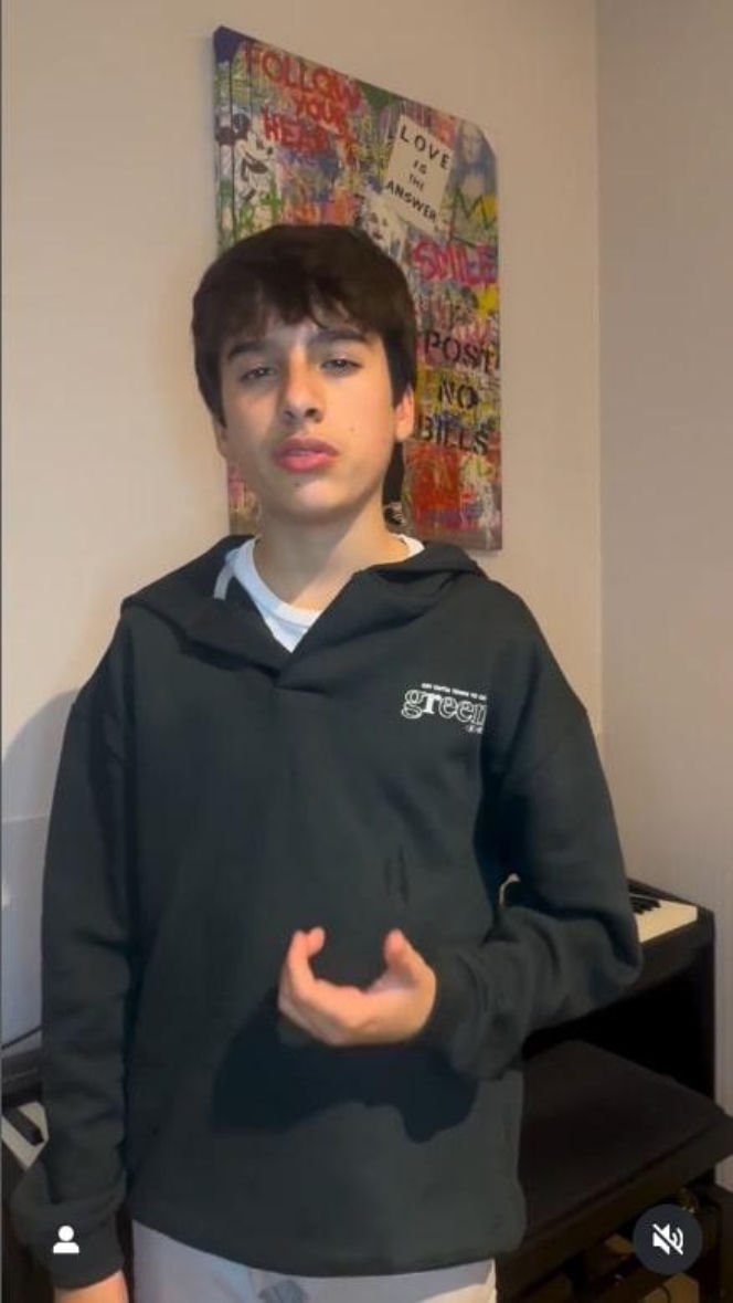 Ma dopiero 14 lat, a doświadczenia może pozazdrościć mu niejeden artysta. To faworyt Eurowizji Junior!