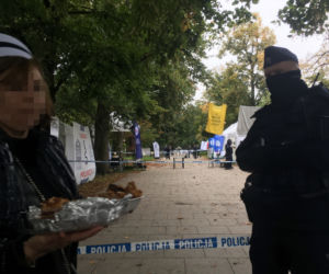 Samobójstwo w białym miasteczku