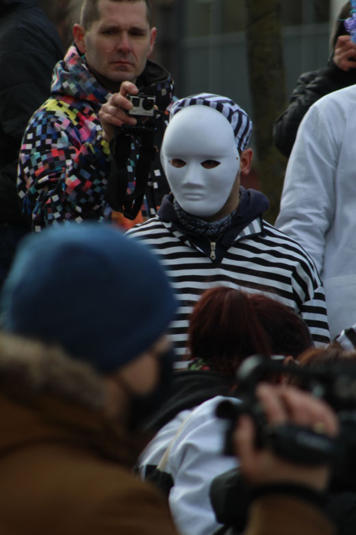 Marsz o wolność w Katowicach. Tak wyglądał liczny protest antycovidowców 