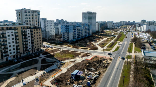 Park nad Południową Obwodnicą Warszawy w marcu 2026 r.