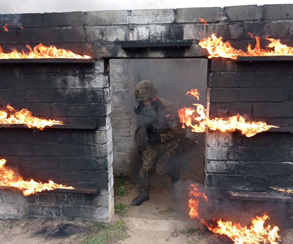  Sprawdzian na torze napalmowym