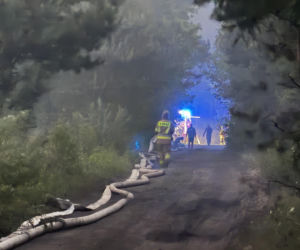 Strażacy walczą z potężnym pożarem na Mazowszu
