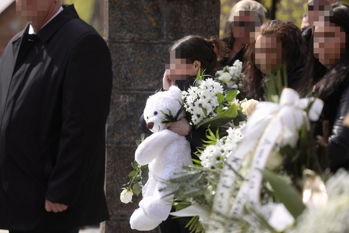 Pogrzeb maleńkiego Milanka, który zginął na cmentarzu