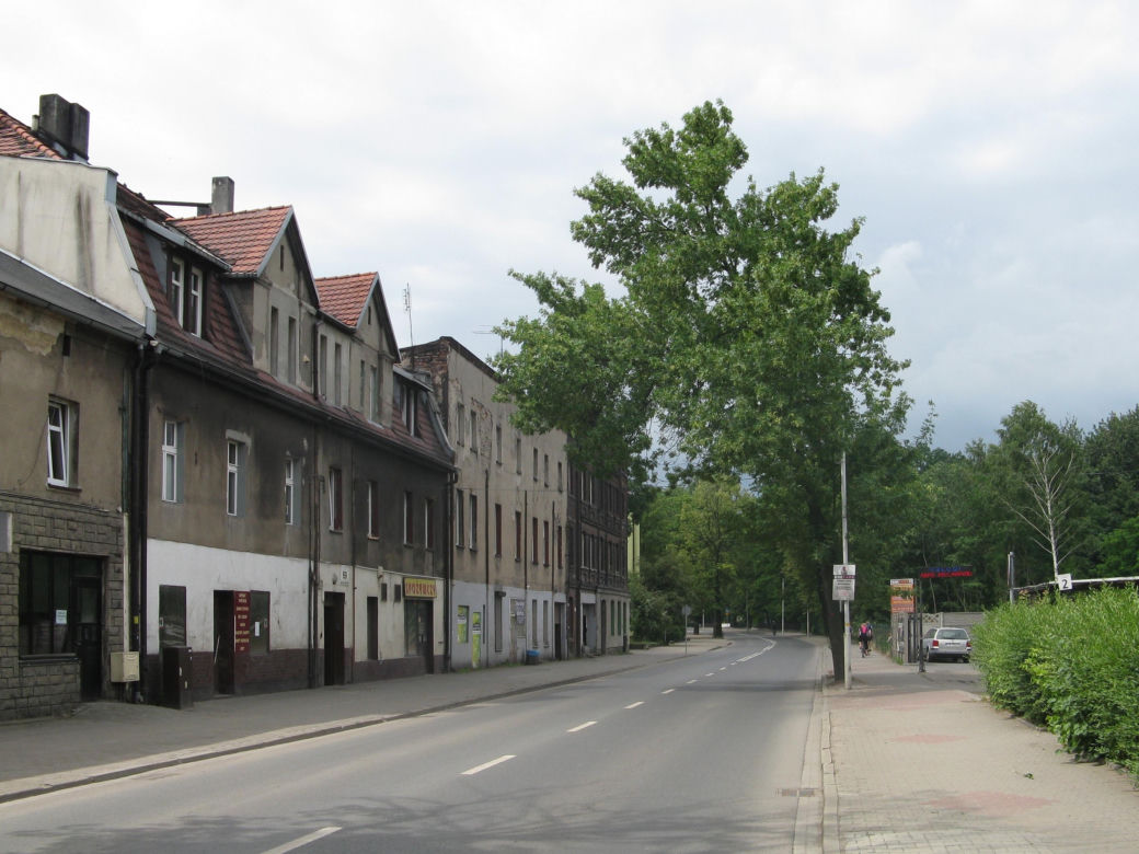 To miasto w województwie śląskim jest jednym z najgęściej zaludnionych w Europie. Leży blisko Chorzowa