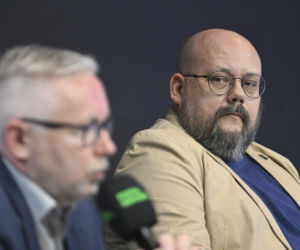 Warszawskie Targi Obronne. Scena Biała. Fake newsy. Czy można z nimi wygrać