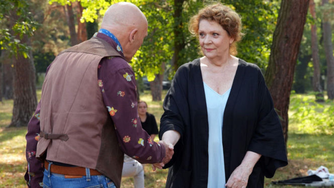 Barwy szczęścia odc. 3327. Józefina Rawiczowa (Elżbieta Jarosik), Tolek Koszyk (Marek Siudym)