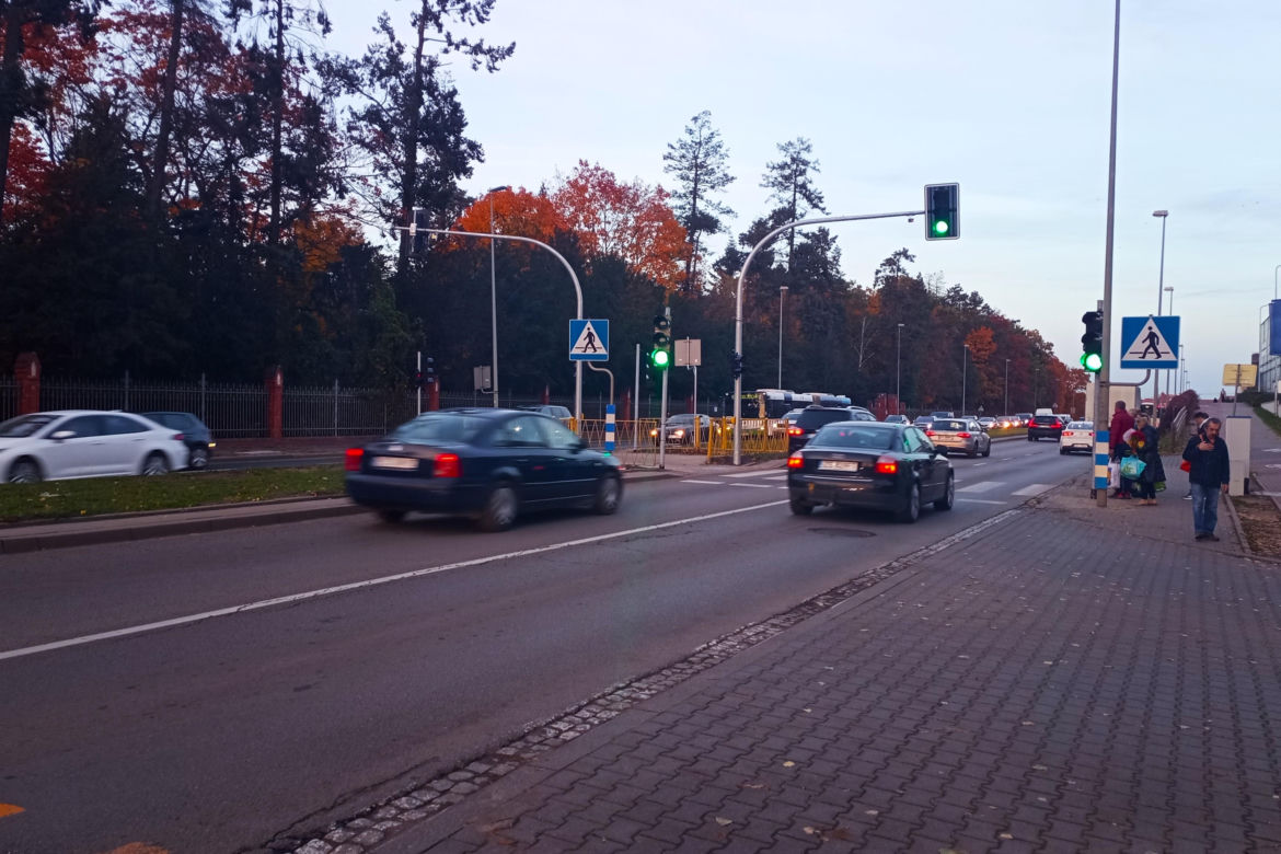 Nowa sygnalizacja świetlna na ulicy Mieszka I