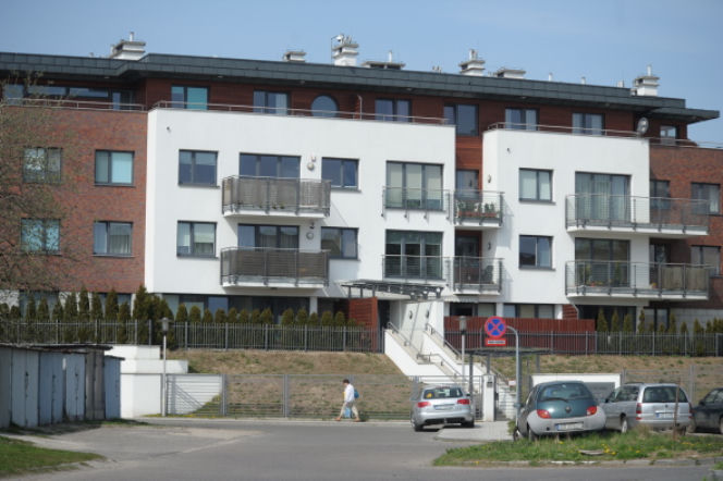 zYJE NA KREDYT, CIUŁA OSZCZĘDNOŚCI