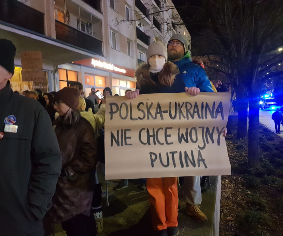 Wiec poparcia w centrum Olsztyna - Solidarni z Ukrainą 24 lutego 