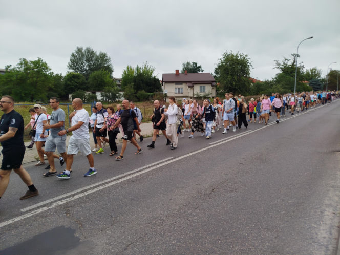 Siedleccy pielgrzymi są już w drodze na Jasną Górę. 46. pielgrzymka piesza z Siedlec do Częstochowy wyruszyła 2 sierpnia