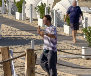 Mateusz Banasiuk na plaży w Sopocie. Tak wyglądał, gdy zrzucił koszulkę!
