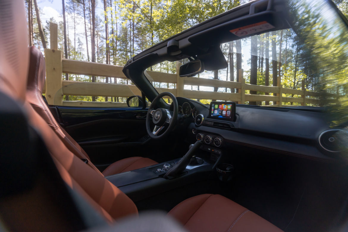 Mazda MX-5 2.0 Skyactiv-G 184 KM 6MT iELOOP Skyfreedom