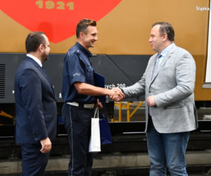 Policjant  został nagrodzony za swoją postawę