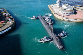 Francuski atomowy okręt podwodny De Grasse rozpoczyna próby morskie