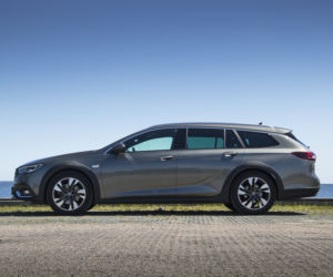 Opel Insignia Country Tourer 1.6 Turbo 200 KM A6