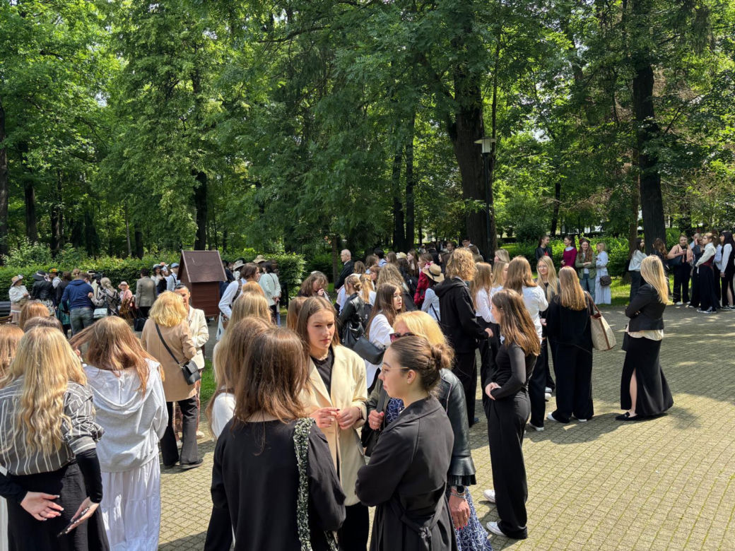 Piknik historyczny II LO w Nowym Sączu 