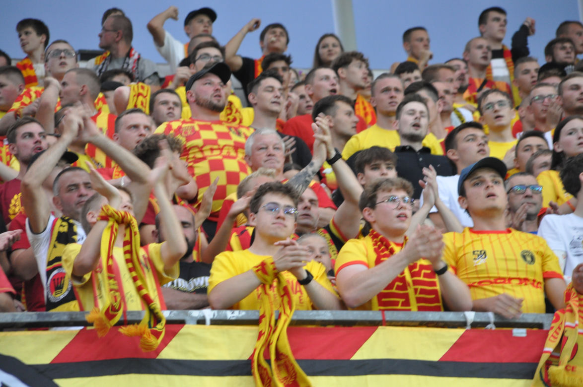 Kibice Korony Kielce na meczu ze Śląskiem Wrocław