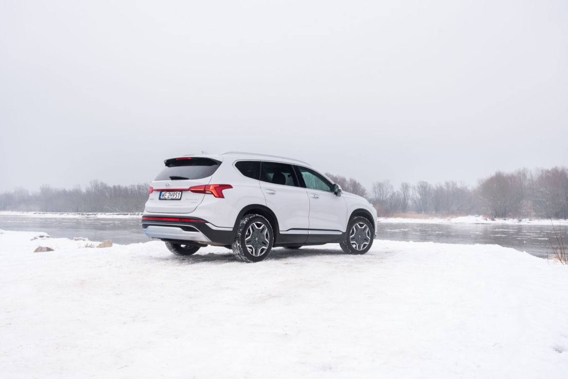 Hyundai Santa Fe (2022)