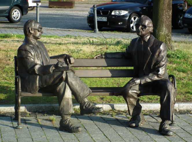 To jedno z najpiękniejszych miast w woj. śląskim. Zachwyca zamkiem, który należał do biskupów z Krakowa