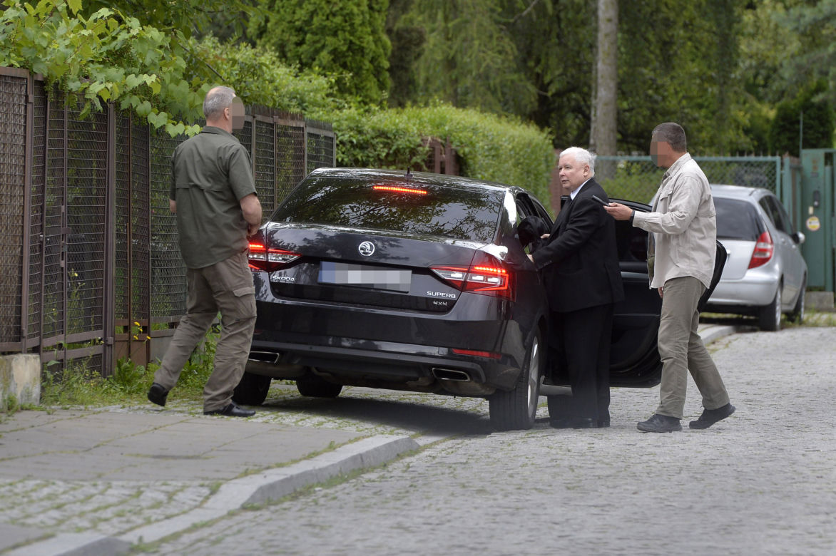 Prezes jedzie na urlop, a potem na operację
