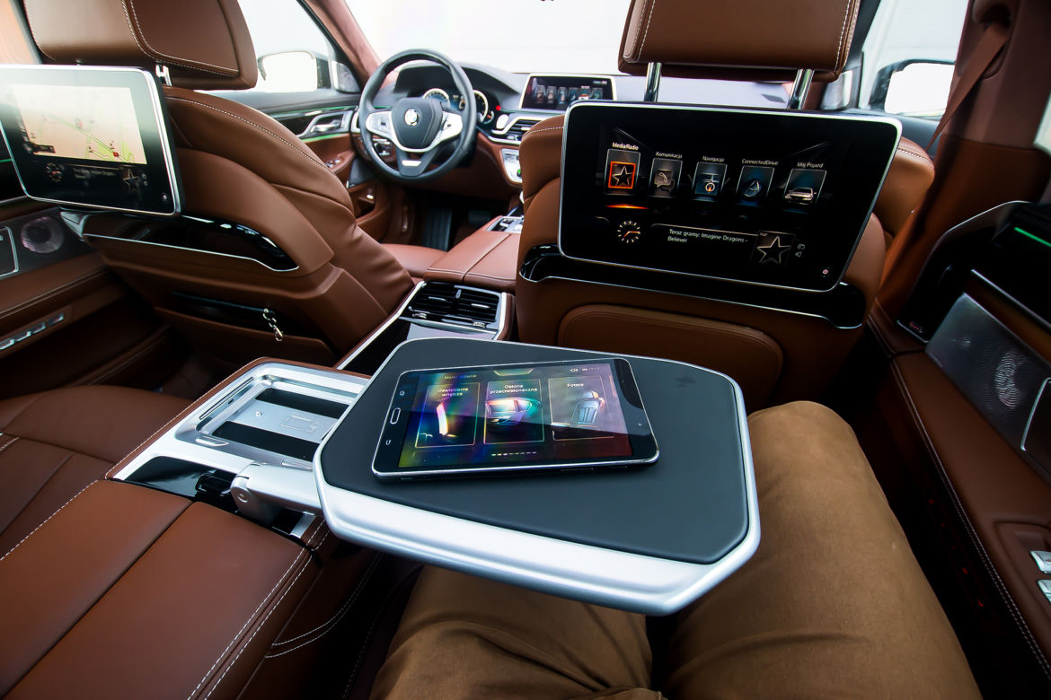 BMW serii 7 G12 wnętrze pakiet BMW Individual