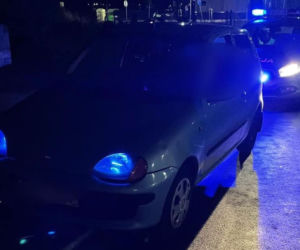 18-latek przesadził z tuningiem swojego auta. Policjanci nie mogli ze śmiechu