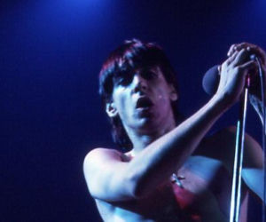 Iggy Pop wysmarował się masłem orzechowym na koncercie. Legendarny występ w Cincinnati zmienił oblicze rocka