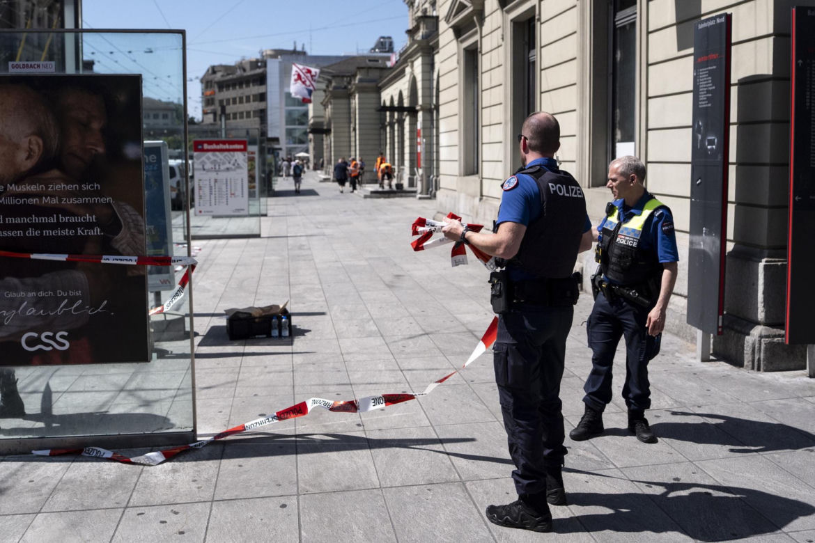 Szwajcaria/ Trzy osoby zostały ranne w wyniku ataku nożownika na dworcu kolejowym niedaleko Zurychu