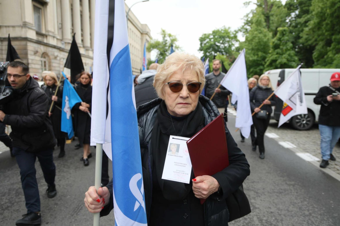   Razem przeciw przemocy. Medycy protestują w Warszawie