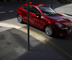Mazda 2 lifting 2020