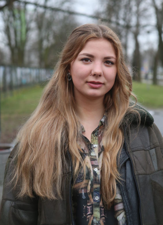 Studentki proszą o pomoc w pomaganiu
