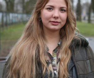Studentki proszą o pomoc w pomaganiu