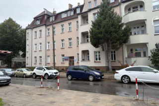 Brutalne zabójstwo w Koszalinie. W mieszkaniu znaleziono dwa ciała