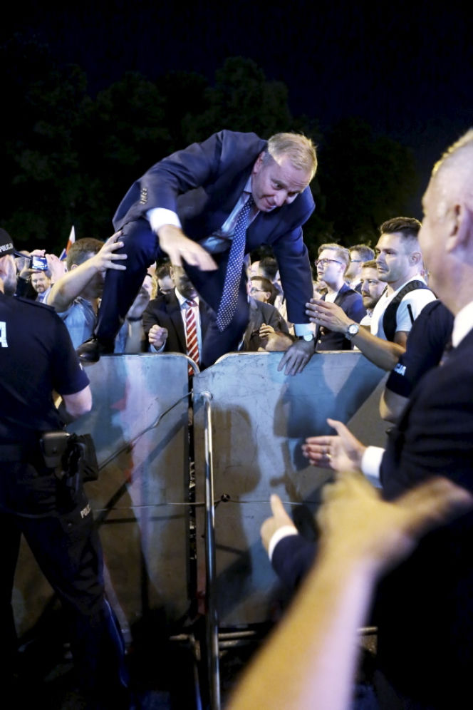  Protest opozycji pod sejmem SCHETYNA