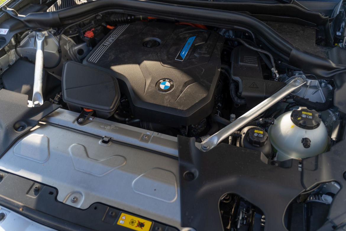 (2020) BMW X3 xDrive30e