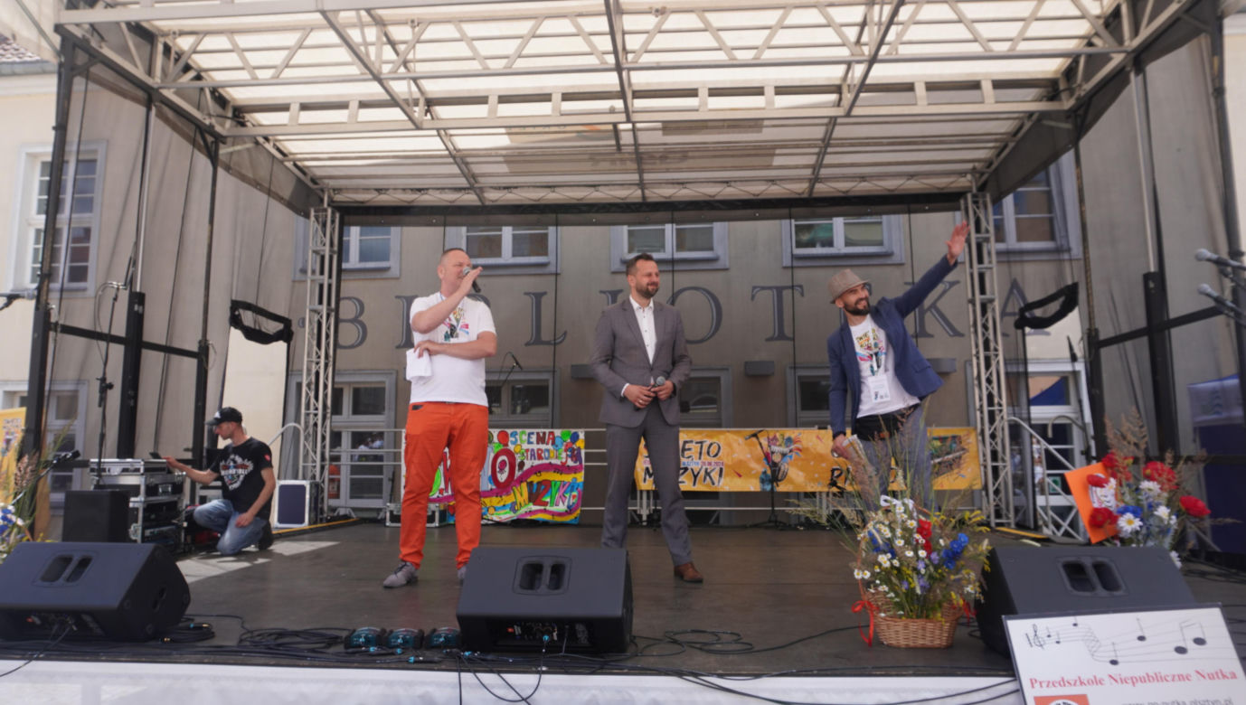 Dni Muzyki 2024  w Olsztynie. Stare Miasto opanowali miłośnicy tańca i śpiewu. Zobacz zdjęcia!