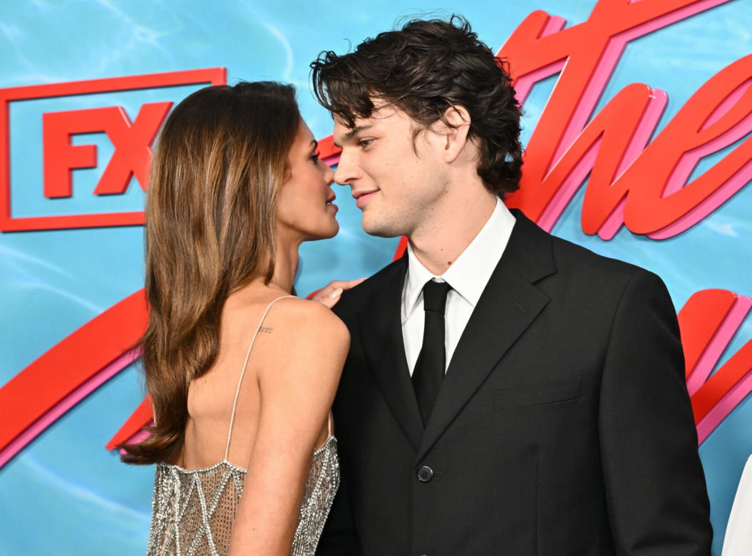 Kaia Gerber i Homer Gere razem na czerwonym dywanie. Lata temu tak oglądaliśmy ich rodziców