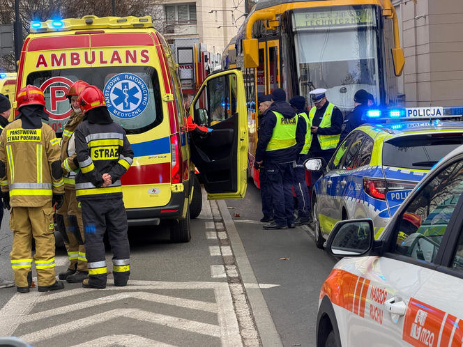 Zderzenie tramwajów i autobusu w Warszawie 18.11.2025