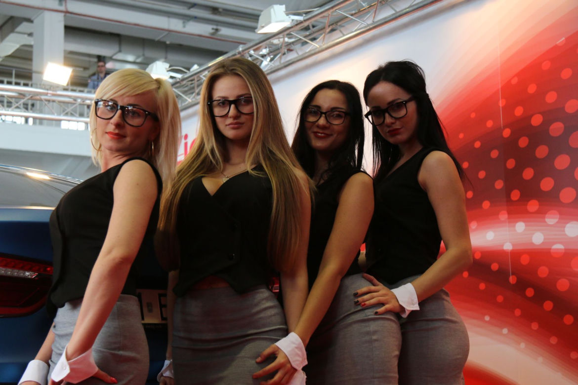 Dziewczyny z Motor Show Poznań 2016