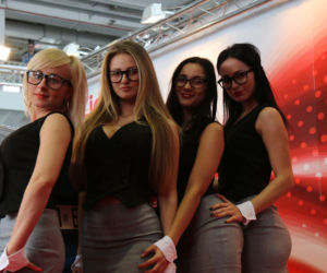 Dziewczyny z Motor Show Poznań 2016