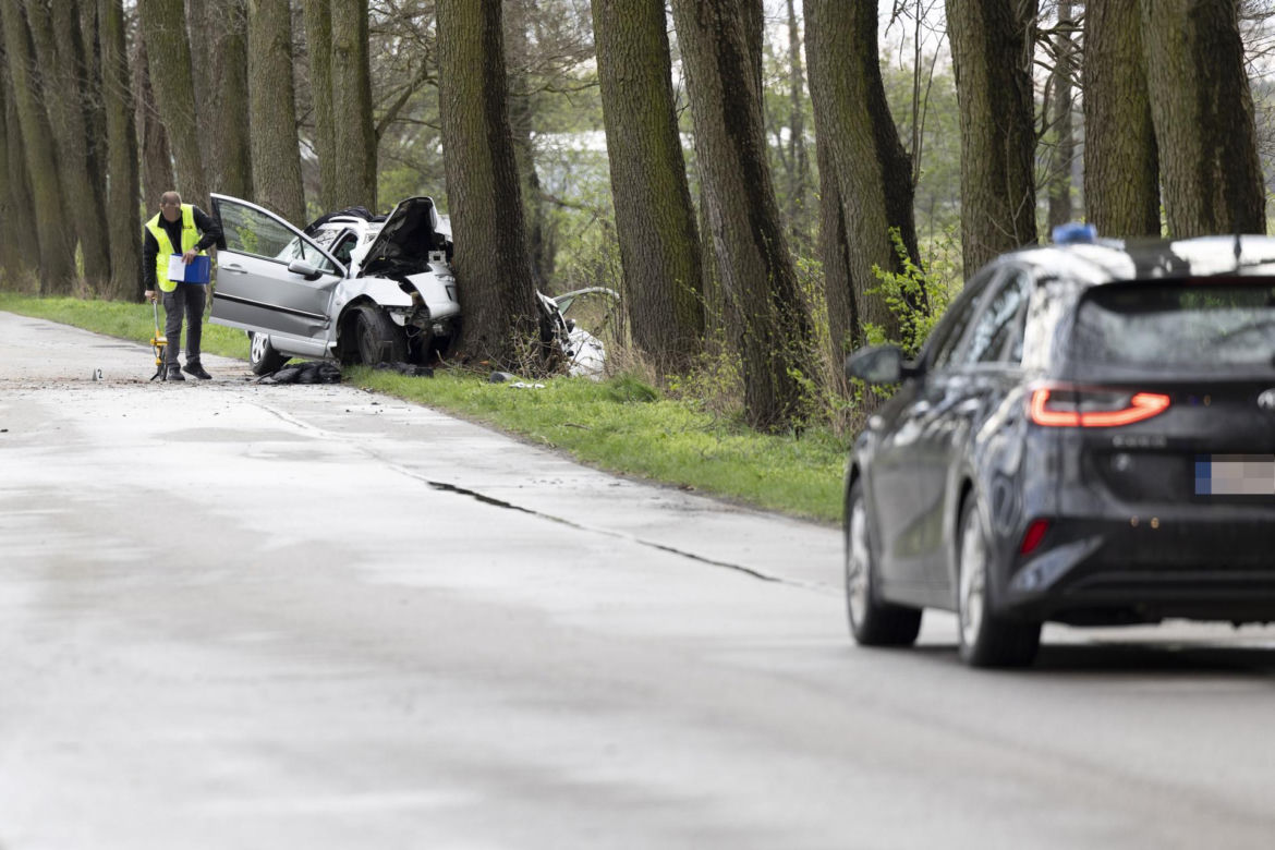 Stężyca. Śmiertelny wypadek 18-latek. Internauci wskazują na ten szczegół.