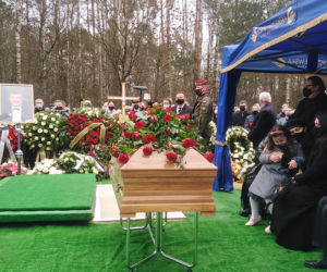  Pogrzeb Krzysztofa Krawczyka. Cmentarz w Grotnikach.
