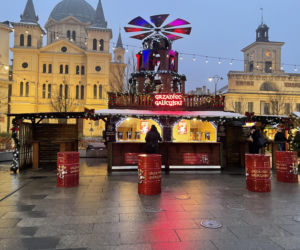 Pokémony, różowe gofry i zaskakujące różnice w cenach. Porównaliśmy łódzkie jarmarki