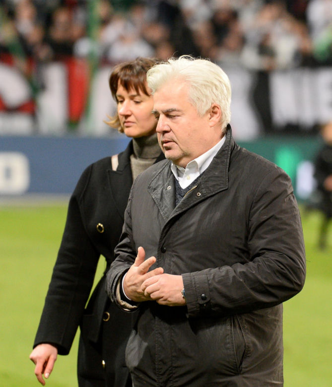 Legia - Zagłębie: Żona, brat i dzieci Jacka Magiery dziękują kibicom